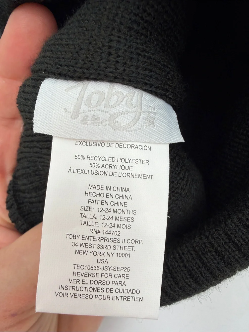 NWT Kids Black Pom Beanie and Mittens Set - Green & Blue Pattern 12/24 months